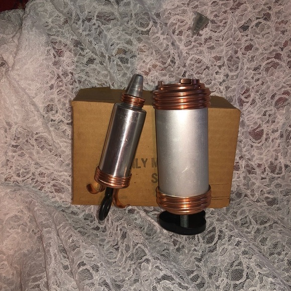 Vintage Mirro cookie , cake decorating set with multiple tips, lightly used - Picture 9 of 9